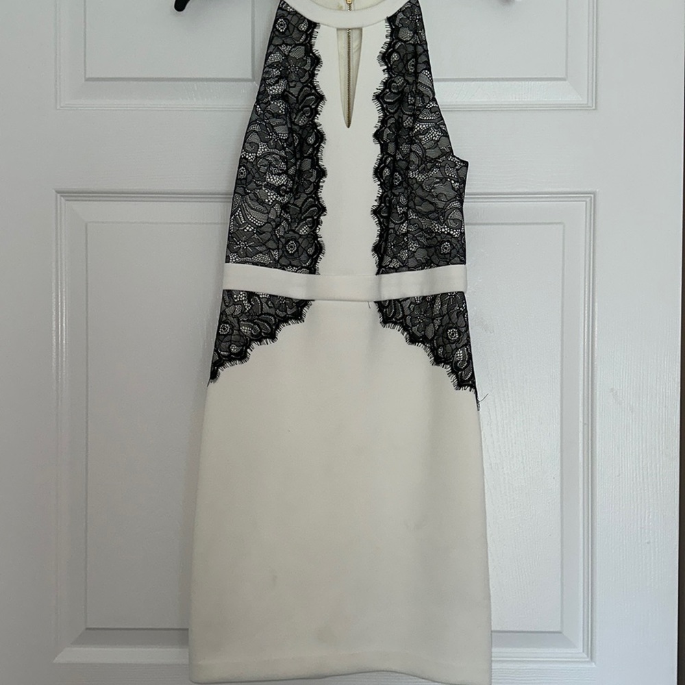 Guess ivory dress with black lace detailing size 4 ( small )